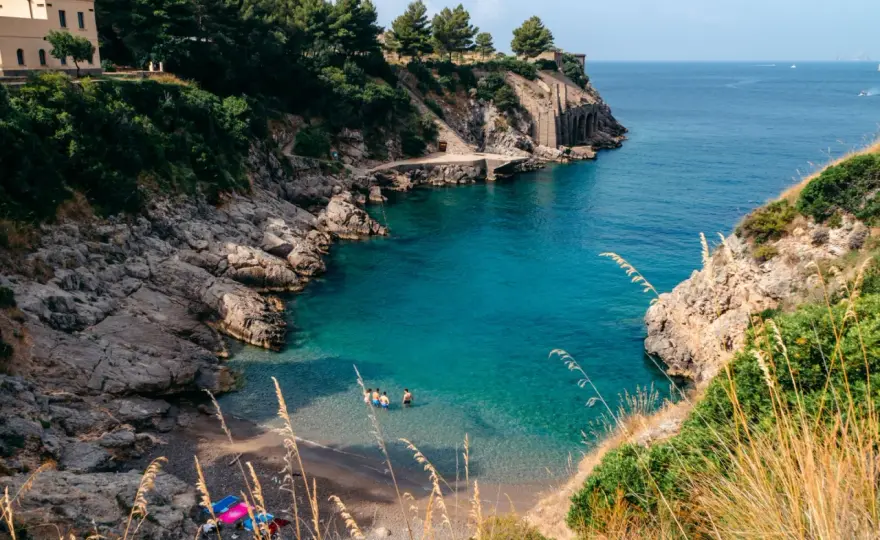 Spiagge Sorrento - Quale scegliere? Guida al mare perfetto
