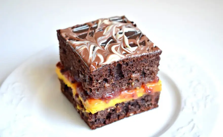 Zdrowe brownie z buraka i banana - przepis na fit deser bez cukru