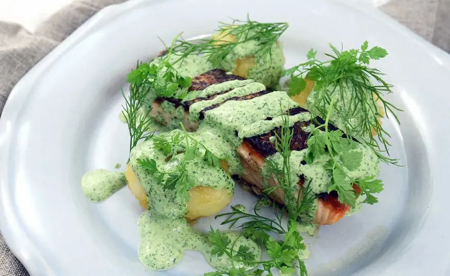 Gourmet fiskrecept som känns lyxiga hemma