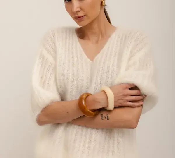 Sweter damski – niezastąpiony element stylowej garderoby