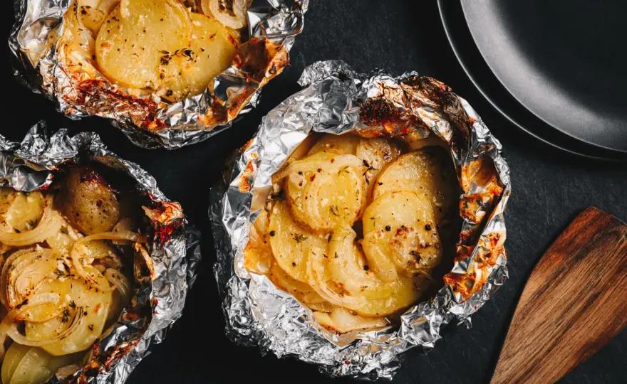 Pommes de terre en papillote au barbecue gaz - Réussite garantie !