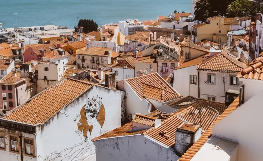 Is Alfama Lisbon Safe? What Travelers Should Know