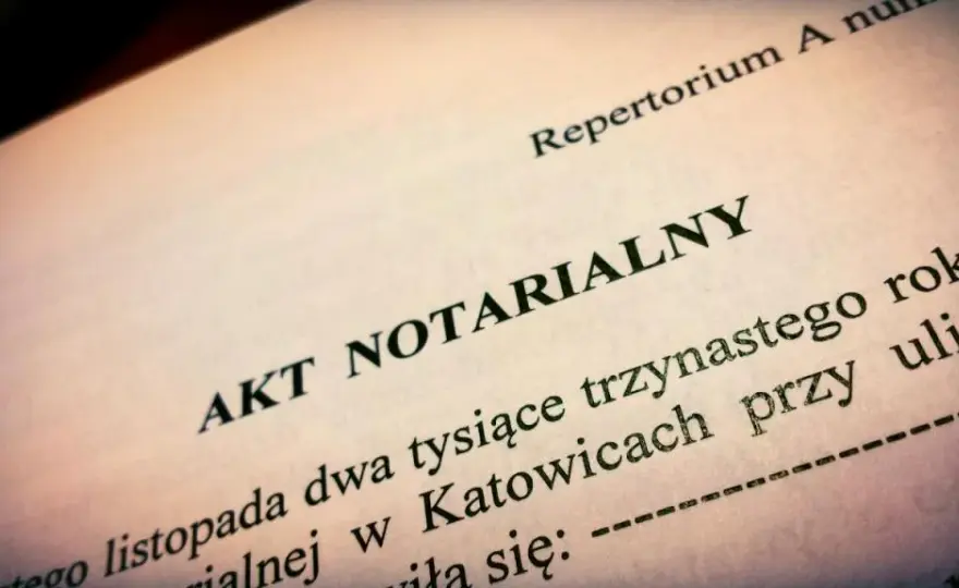 Wyposażenie mieszkania w akcie notarialnym? Nie popełnij tego błędu!