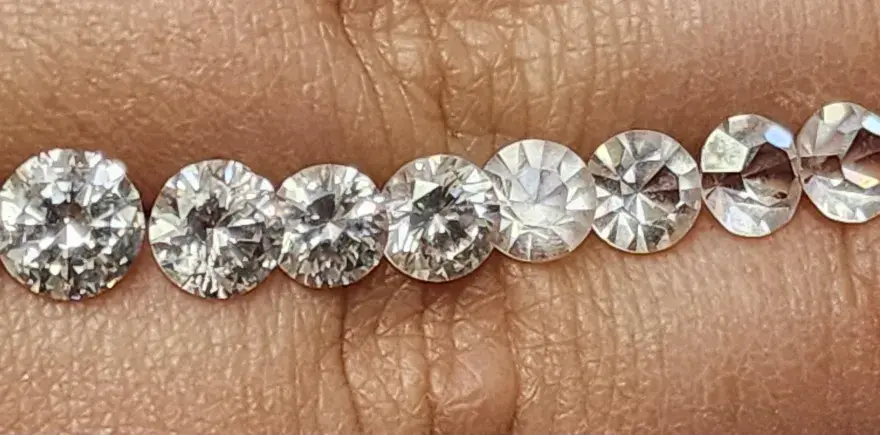 Diamant oder Zirkonia - Woran Sie den Unterschied sicher erkennen