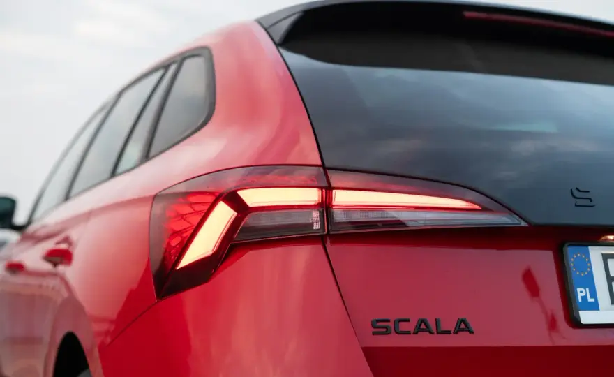 Škoda Scala - Czy to naprawdę rozsądny wybór? Sprawdź!