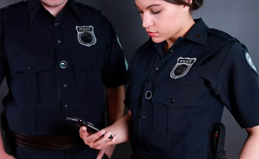 Czy policja może podsłuchiwać rozmowy telefoniczne i jakie są zasady?