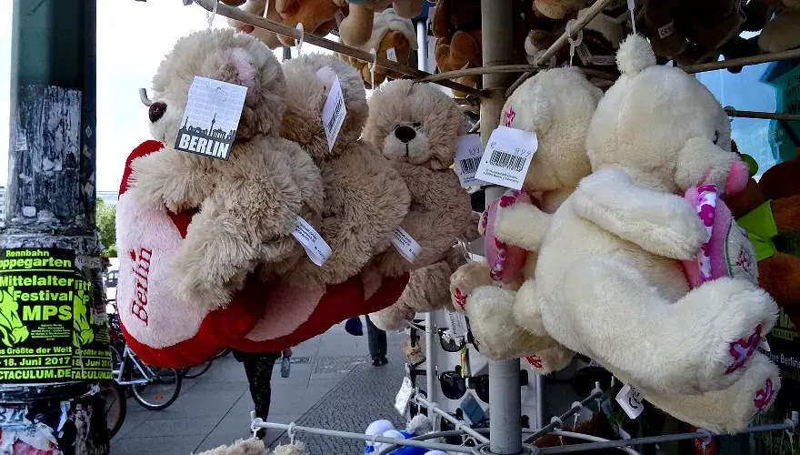 Co warto kupić w Berlinie? 10 unikalnych pamiątek, które zachwycą