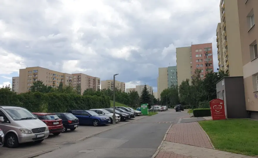 Ile osiedli znajduje się w Bemowo-Lotnisko? Odkryj lokalną społeczność