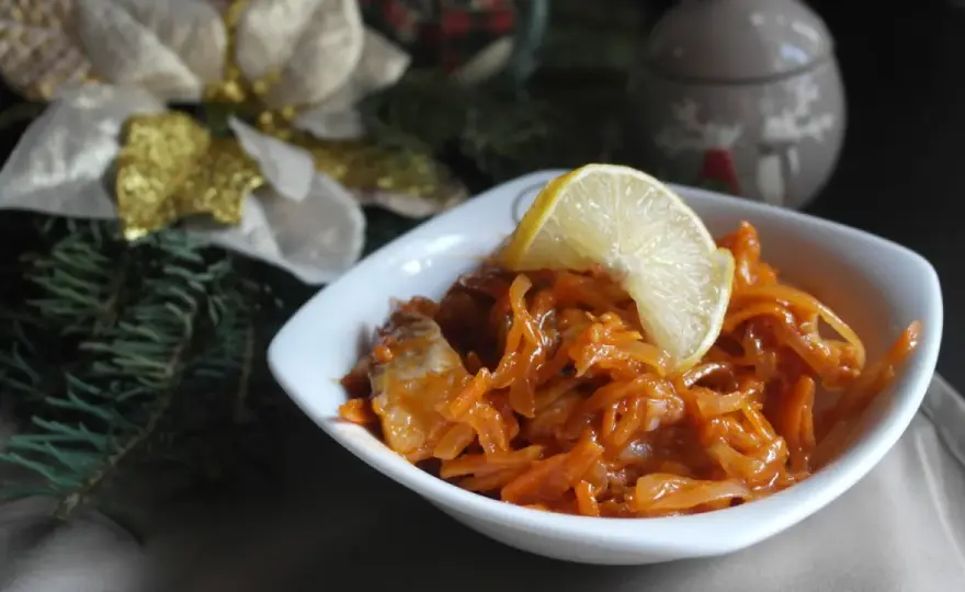 Śledzie wigilijne w oleju - przepis idealny na święta
