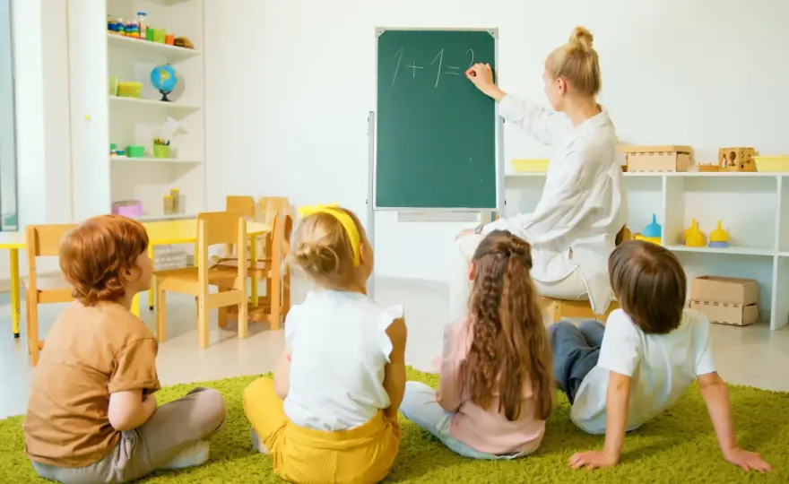 Nauczyciel wychowania przedszkolnego - jak zacząć? Studia i zarobki