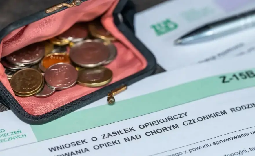 Zasiłek opiekuńczy - Jak go dostać i nie stracić pieniędzy?