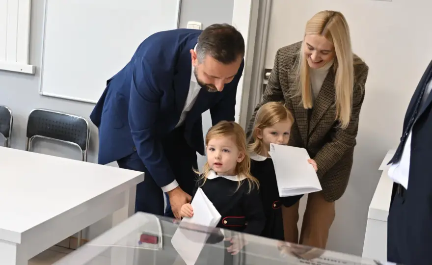 Kosiniak-Kamysz ile ma dzieci? Zaskakujące fakty o jego potomkach