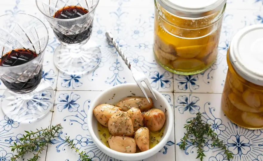 Ail confit au four - La recette parfaite pour des légumes sublimés