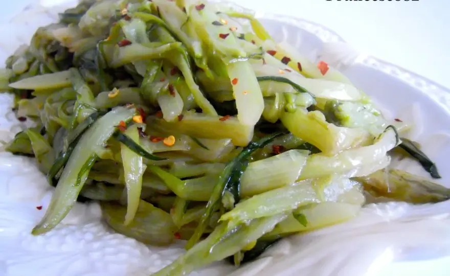 Puntarelle in padella - La ricetta perfetta, croccante e saporita