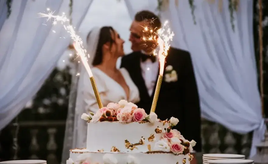 Ile kosztuje fotograf i kamerzysta na wesele? Ceny i pakiety