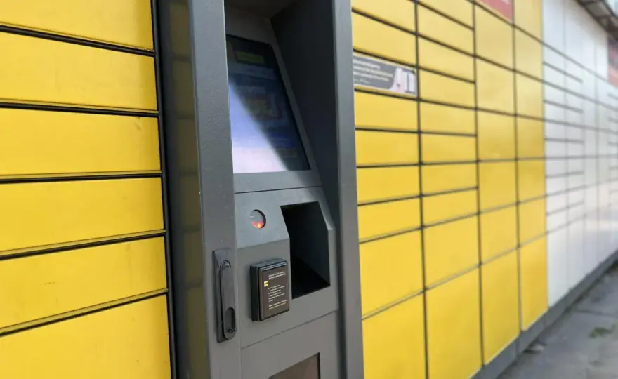 InPost - Do której rozwożą paczki? Sekrety doręczeń!