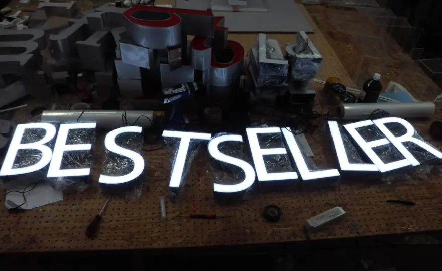 30W LED ile to wat? Zrozum jasność i oszczędności