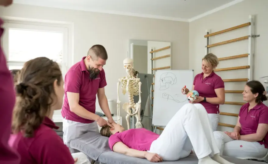 Physio oder Ergo? Bewegungsapparat - Der richtige Weg!