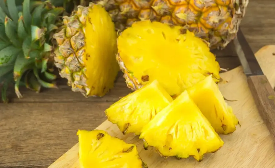 Czy ananas jest zdrowy - Sprawdź, jak naprawdę działa na trawienie