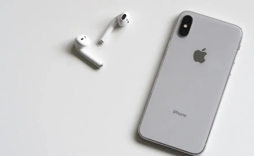 iPhone - słabo słychać rozmówcę? Rozwiąż problem w 5 krokach!