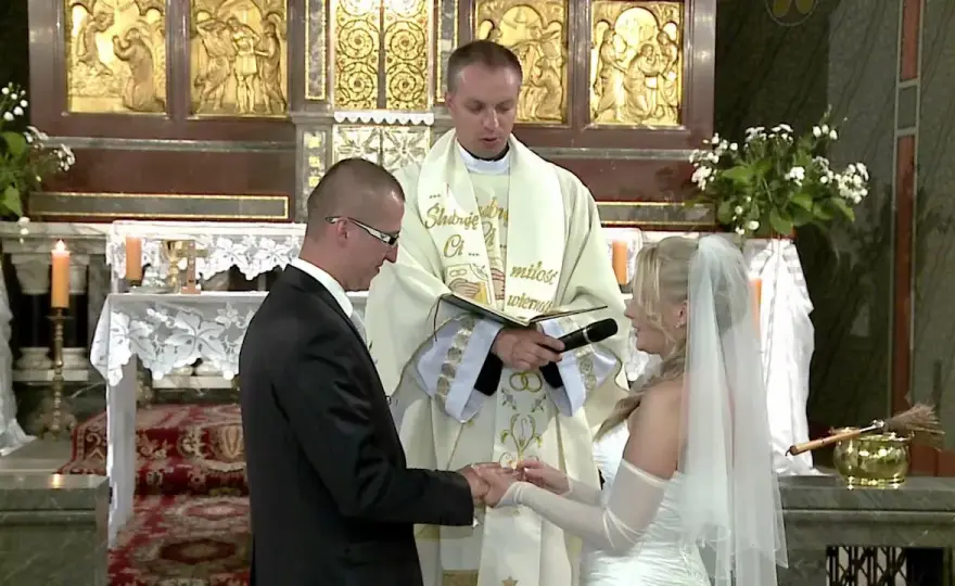 Czy msza ślubna jest niedzielna? Sprawdź, kiedy to możliwe