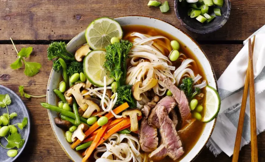 Pho recept - Laga vietnamesisk nudelsoppa som proffsen