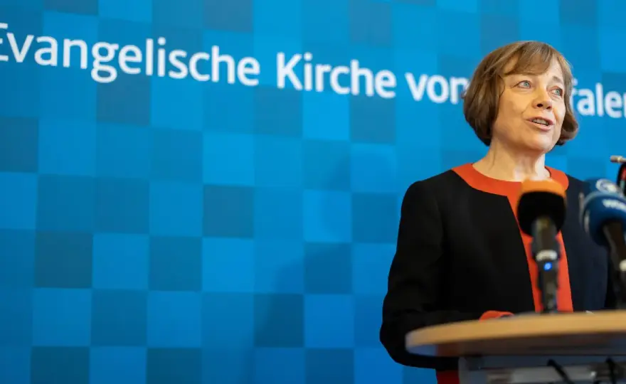 EKD-Ratsvorsitzende - Wer führt die evangelische Kirche 2026?