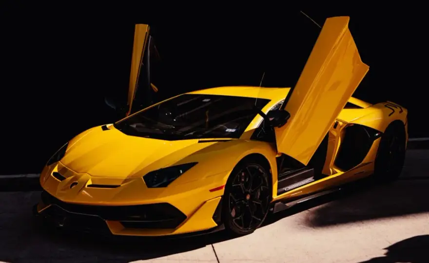 Ile kosztuje Lamborghini? Pełny koszt zakupu i utrzymania w PL