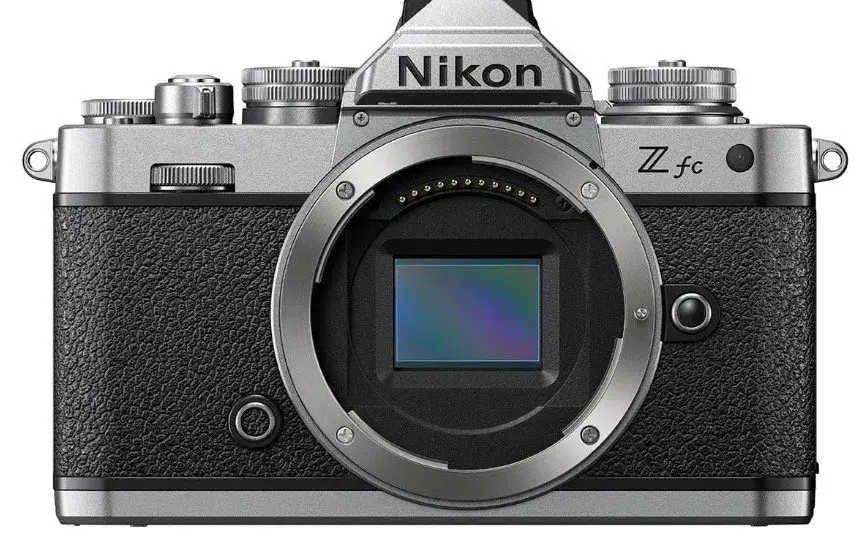 Jak szybko i bez problemów zgrać zdjęcia z aparatu Nikon na komputer