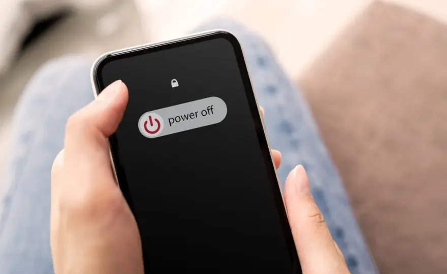 Jak wyłączyć telefon realme? Proste triki i awaryjny restart