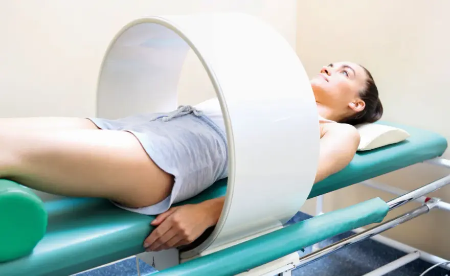 Pole magnetyczne w rehabilitacji - jak może pomóc w leczeniu bólu?