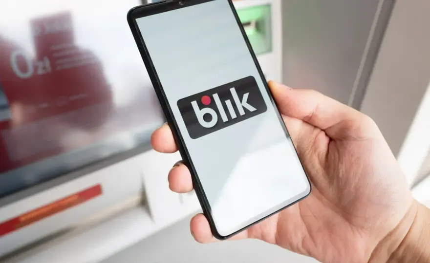 Oszustwa bankowe - Jak chronić konto, telefon i BLIK?