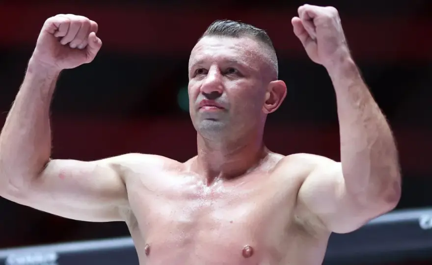 Tomasz Adamek: Koniec kariery, jedna walka w FAME MMA. Czy wróci?