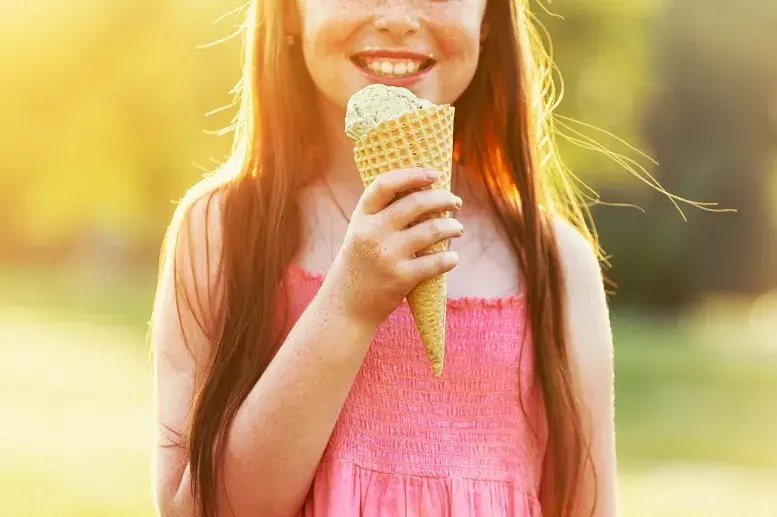 Czy lody są dobre na ból gardła? Oto, co musisz wiedzieć