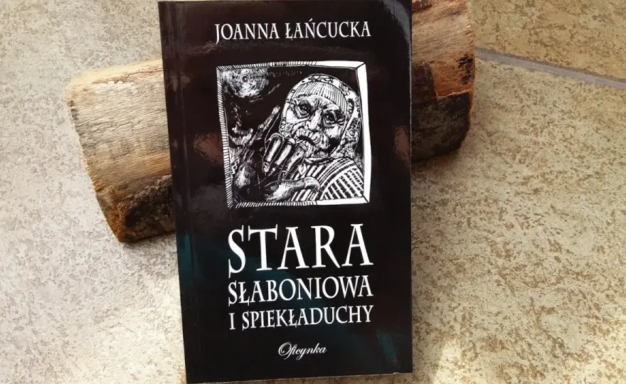 Stara Słaboniowa i spiekładuchy - Recenzja. Czy warto?