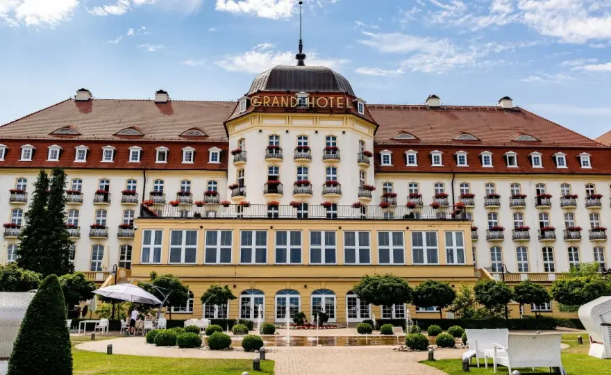 Hotel Marmur: Gdzie był i co dziś w miejscu kultowej budowli?