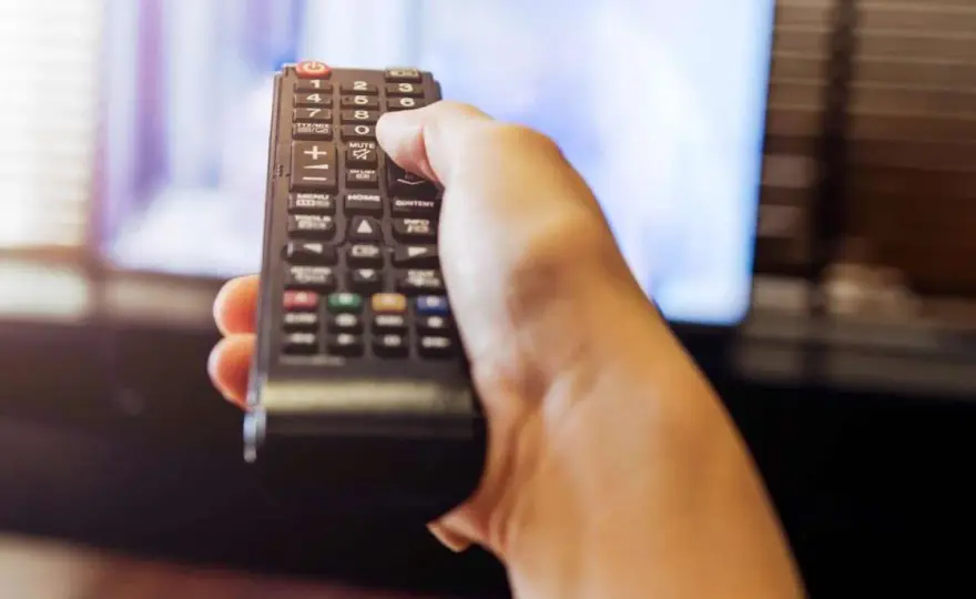Gdzie kupić dekoder DVB-T2 z dofinansowaniem i uniknąć problemów?