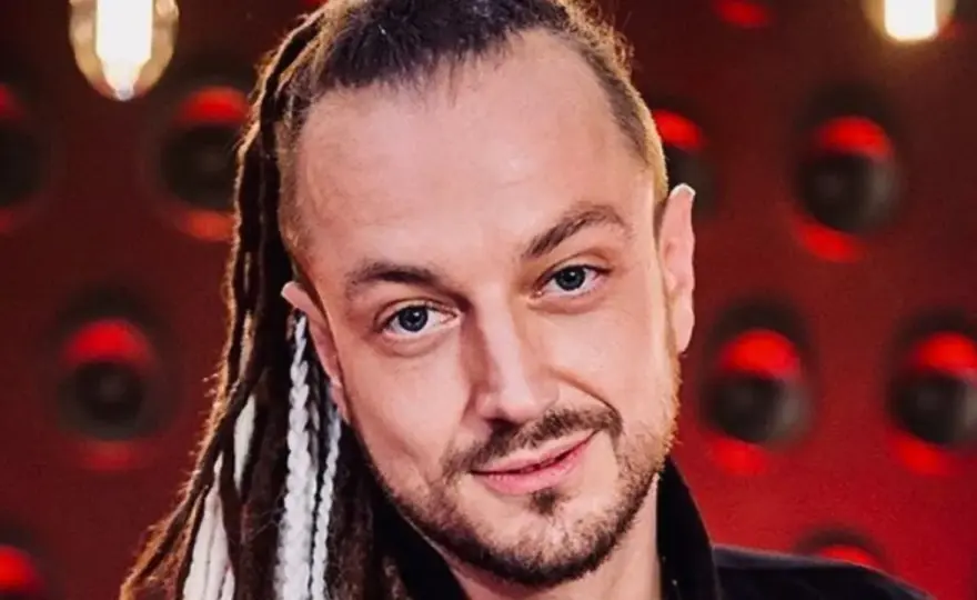 Ile lat ma Baron - Poznaj wiek i drogę zawodową muzyka Afromental