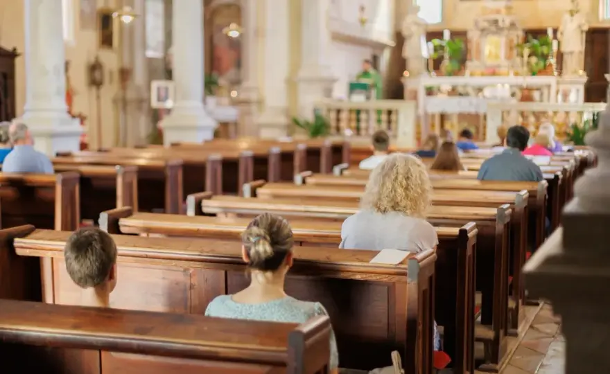 Ile trwa msza w Wielką Sobotę? Zaskakujące fakty o liturgii