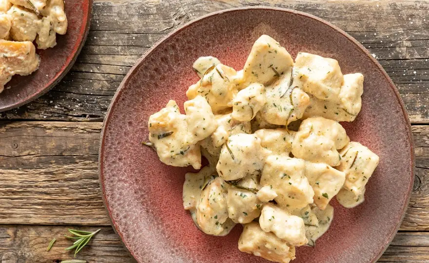 Pollo al latte cremoso - La ricetta perfetta, morbida e facile