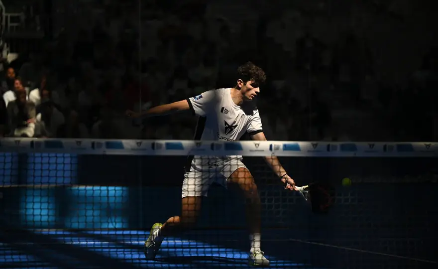 Arturo Coello: Segreti del suo padel e come migliorare il tuo gioco