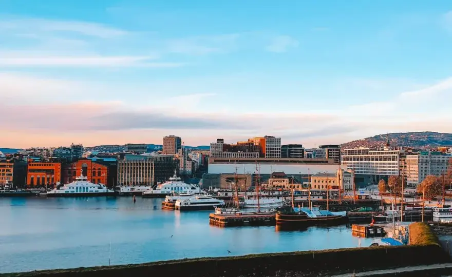Oslo: Jak zaplanować podróż? Atrakcje, ceny, oszczędności