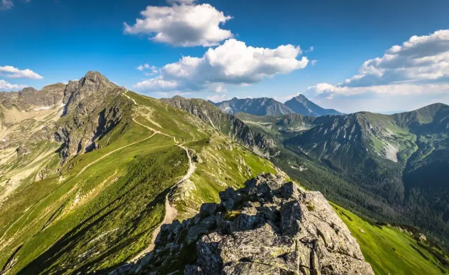 Kasprowy Wierch - 3 szlaki piesze z Kuźnic. Który wybrać?