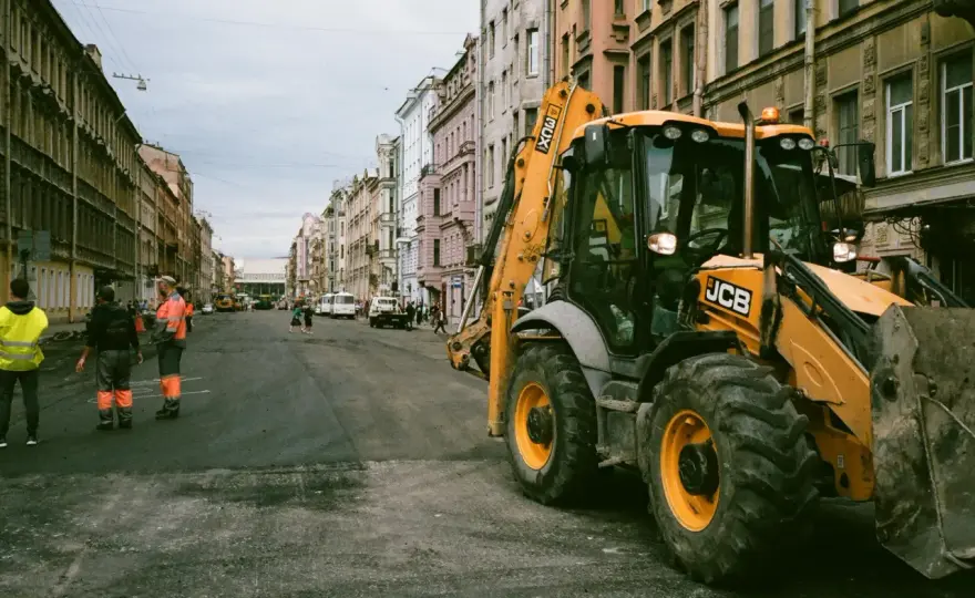 Przegląd koparko-ładowarek marki JCB - ich zastosowanie i ciekawe modele