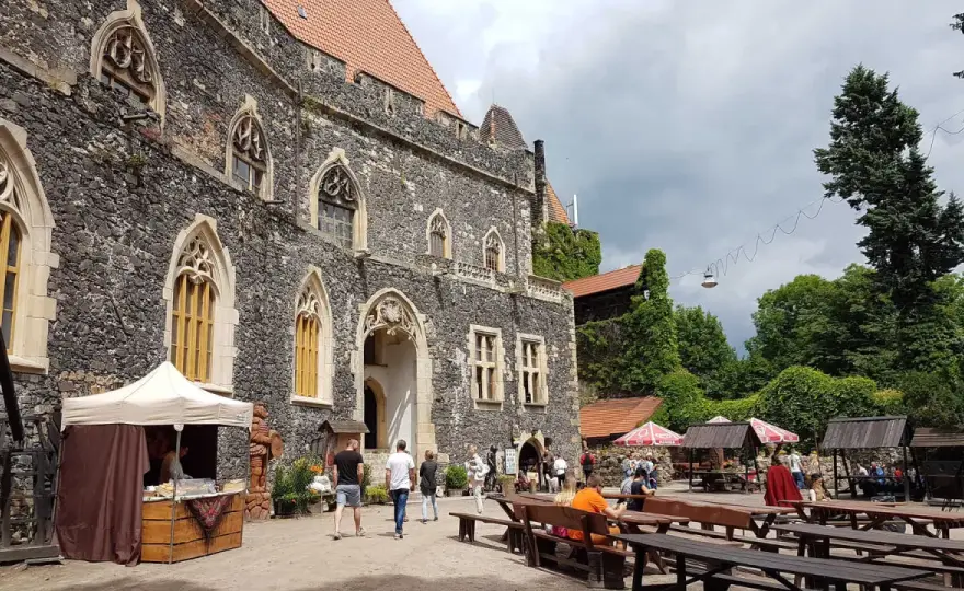 Zamek Grodziec opinie - Ceny, zwiedzanie i czy warto tam pojechać?