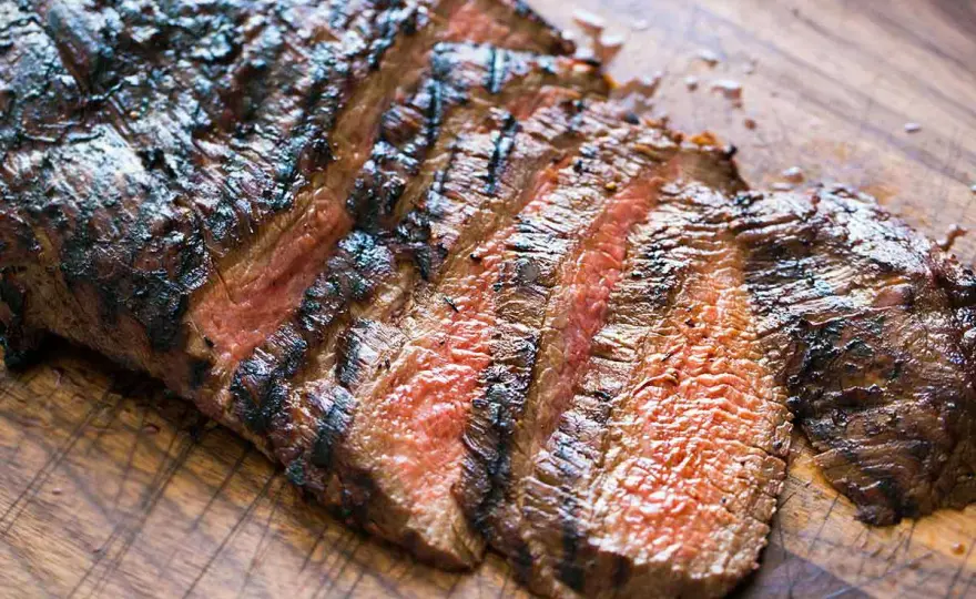 Flap steak temp för medium rare - så lyckas du på grillen