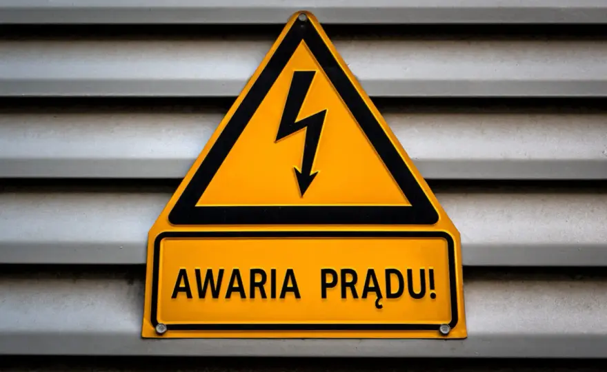 Brak prądu w domu? Co robić - Awaria zasilania - Poradnik