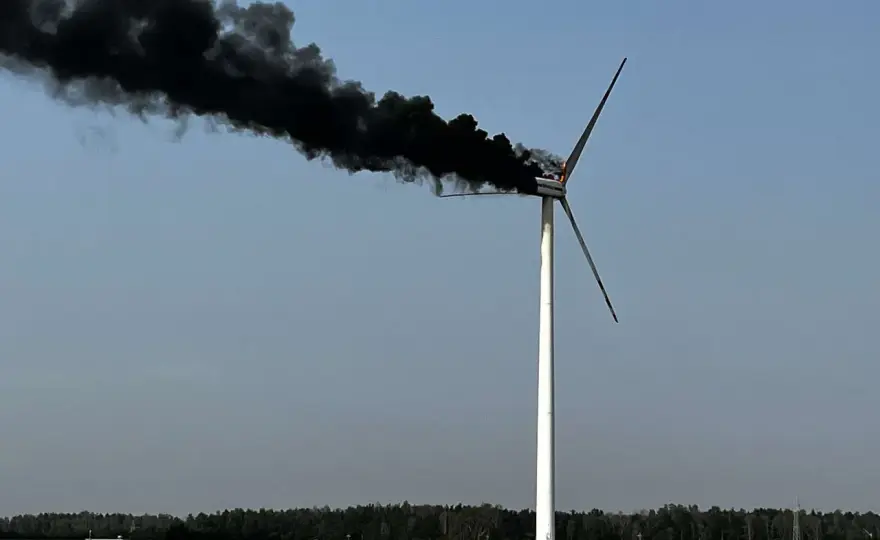 Pożar turbiny wiatrowej - Jak chronić farmę?