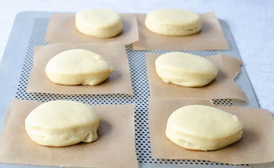 Bolas de fraile caseras, ligeras y bien rellenas