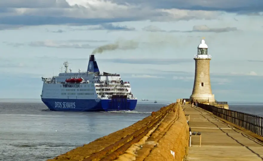 Prom na Bornholm - Który wybrać i jak zaplanować podróż?